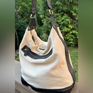 Banana Republic Cream & Black Over the Shoulder Bucket bag purse